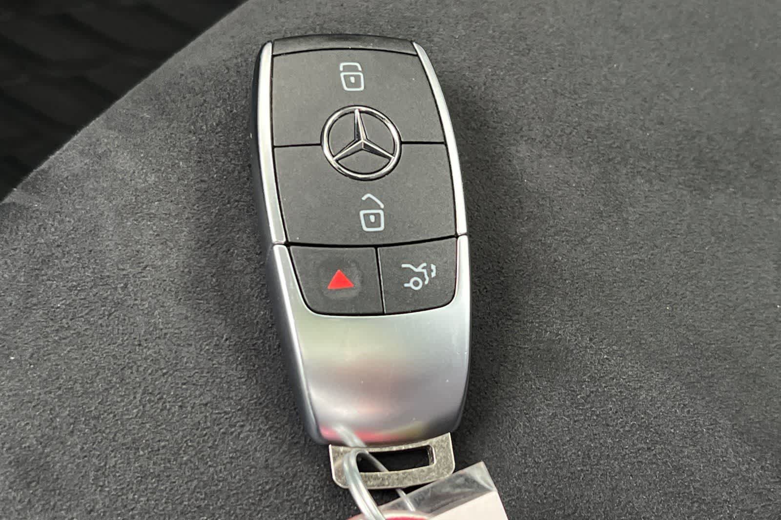 Thumbnail: 2025 Mercedes-Benz GLA - 25