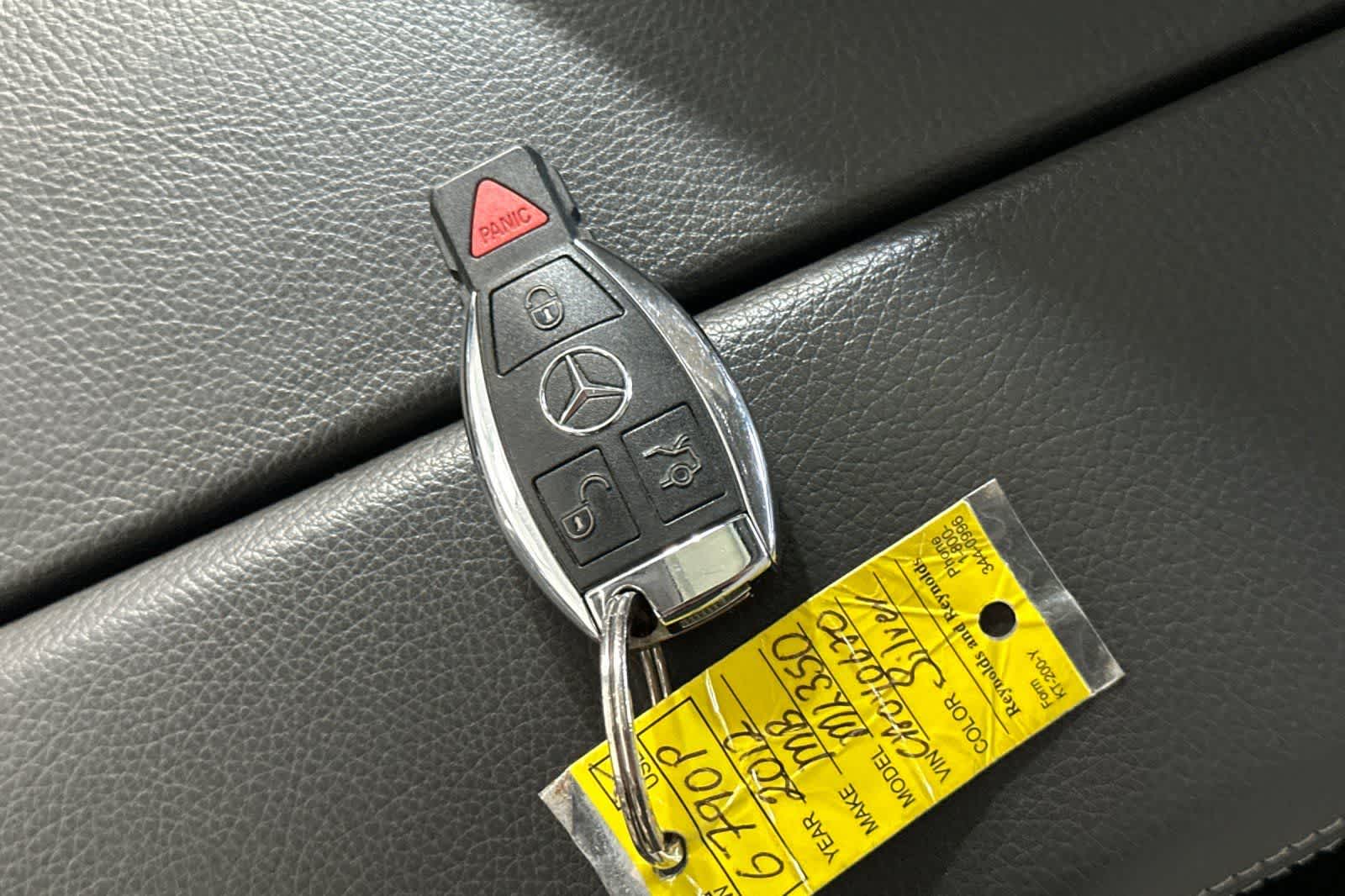 Thumbnail: 2012 Mercedes-Benz M-Class - 28