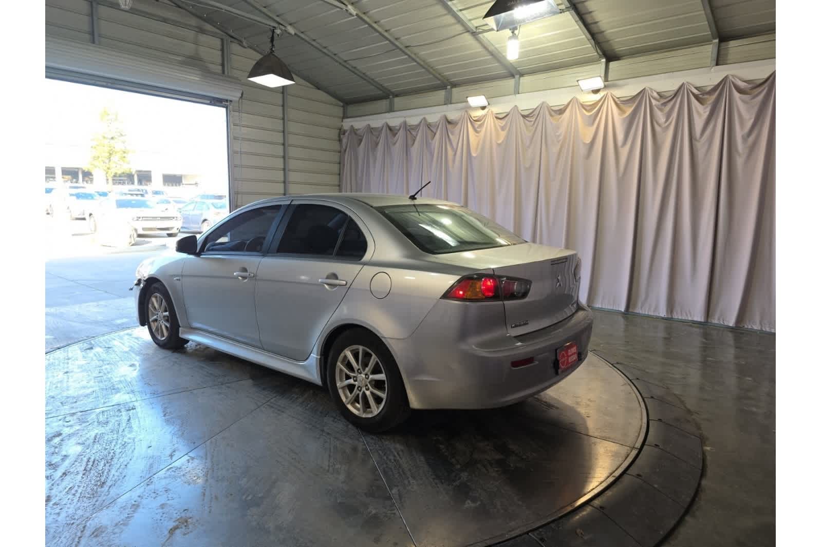 Thumbnail: 2016 Mitsubishi Lancer - 8