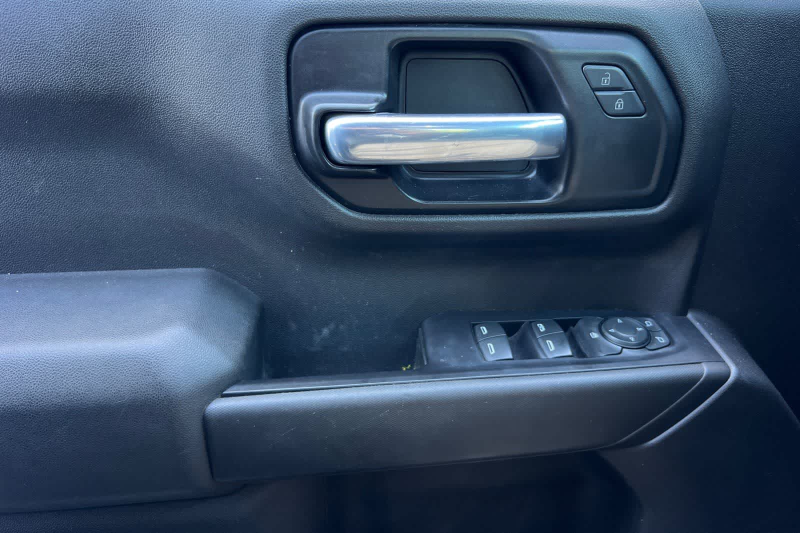 Thumbnail: 2021 Chevrolet Silverado 1500 - 15