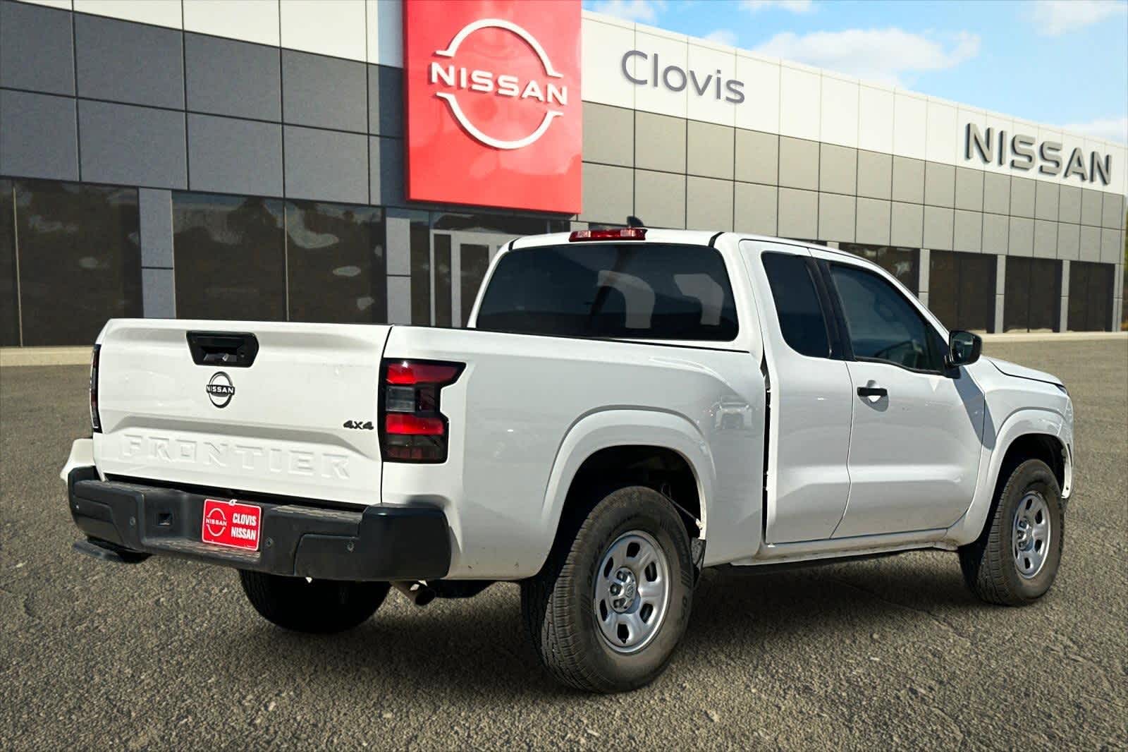 Thumbnail: 2023 Nissan Frontier - 3