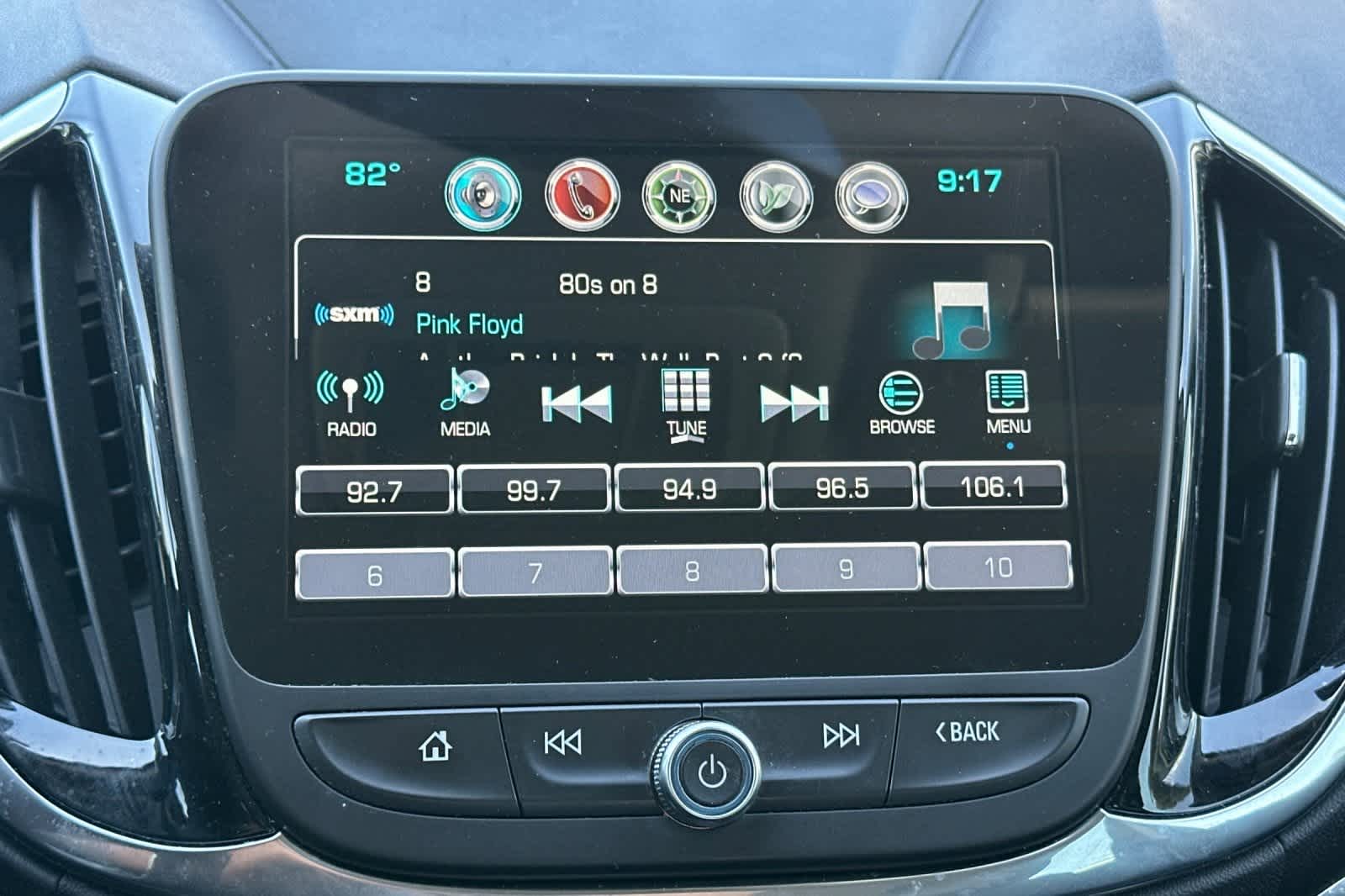 Thumbnail: 2018 Chevrolet Volt - 20