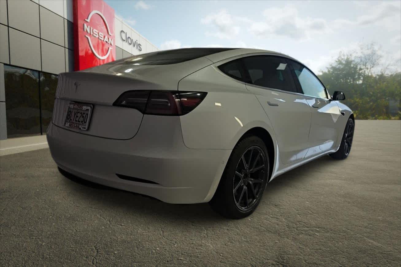 Thumbnail: 2019 Tesla Model 3 - 8