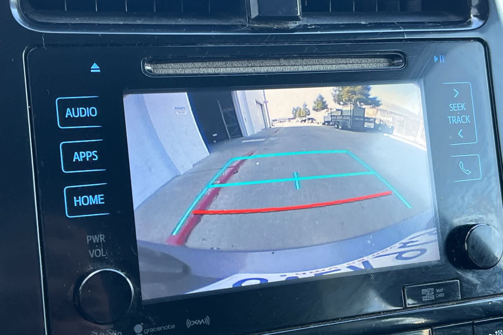 Thumbnail: 2017 Toyota Prius - 19