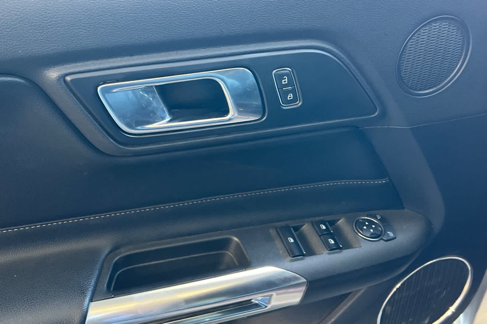 Thumbnail: 2019 Ford Mustang - 16