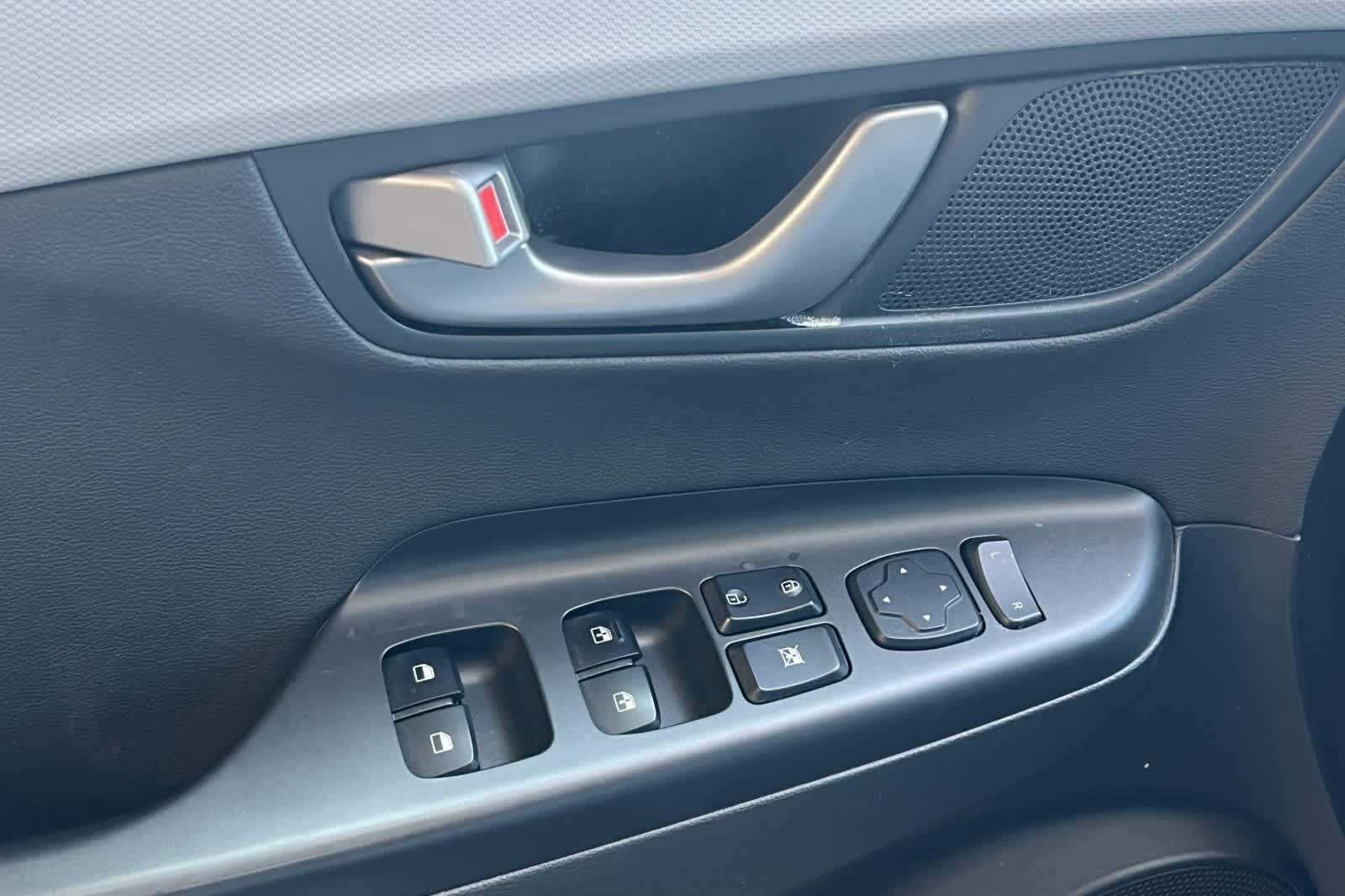 Thumbnail: 2021 Hyundai Kona - 15