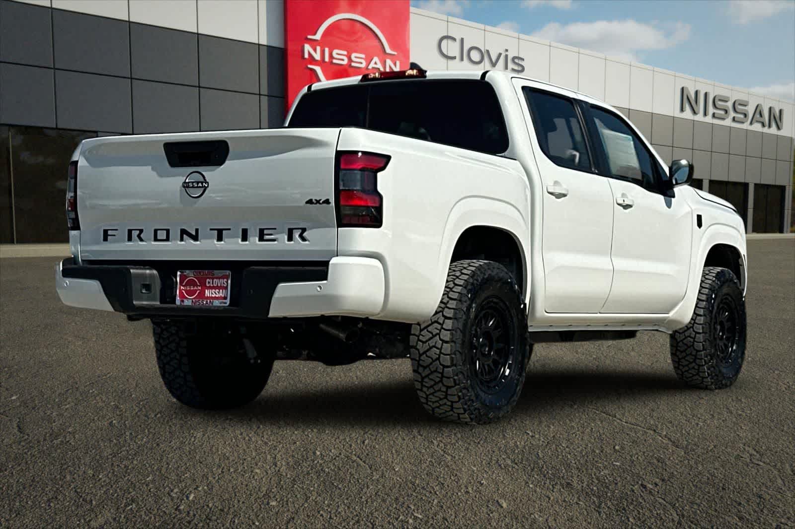 Thumbnail: 2026 Nissan Frontier - 3