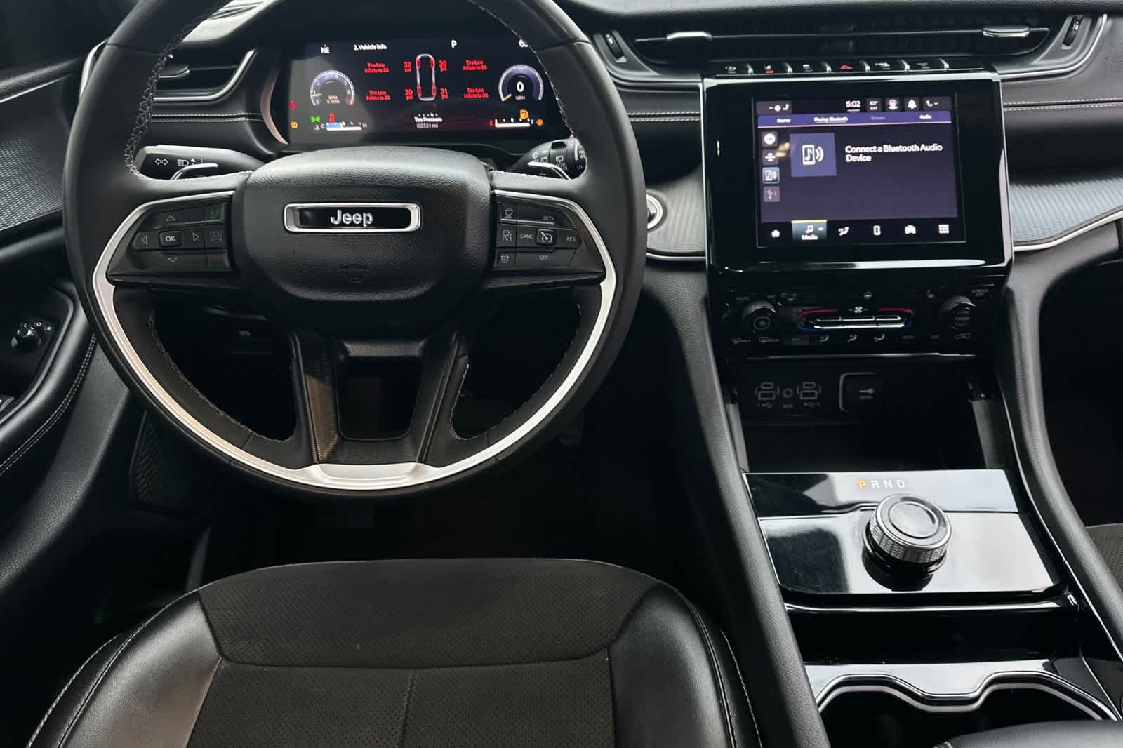 Thumbnail: 2023 Jeep Grand Cherokee - 17