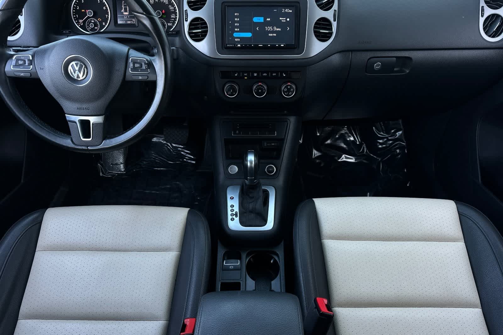 Thumbnail: 2017 Volkswagen Tiguan - 4