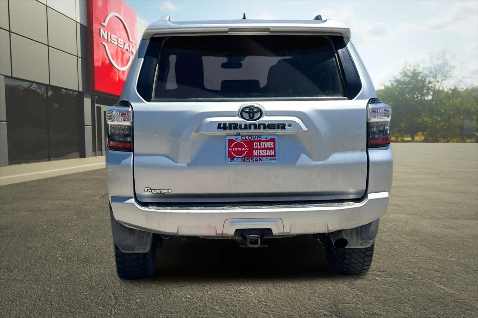 Thumbnail: 2017 Toyota 4Runner - 8