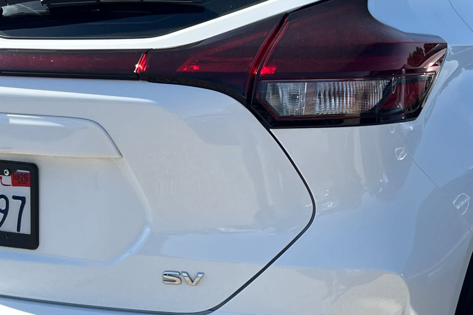 Thumbnail: 2023 Nissan Kicks - 16