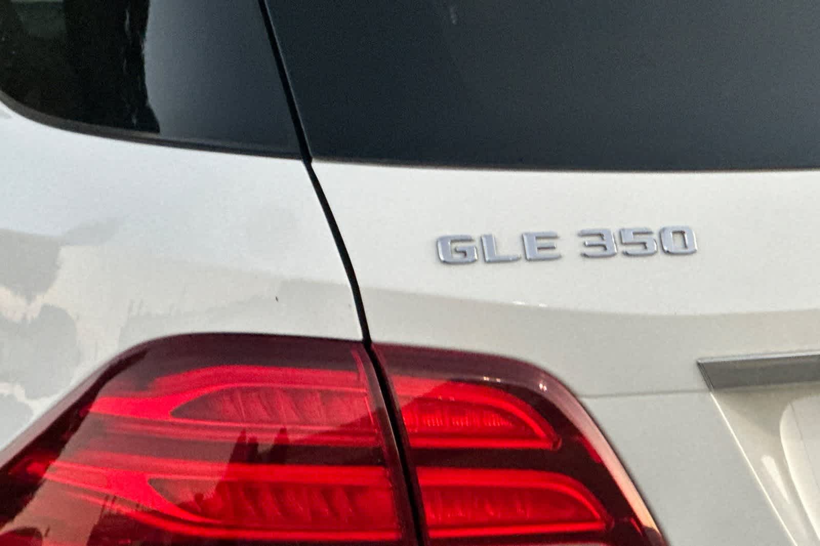 Thumbnail: 2017 Mercedes-Benz GLE - 16