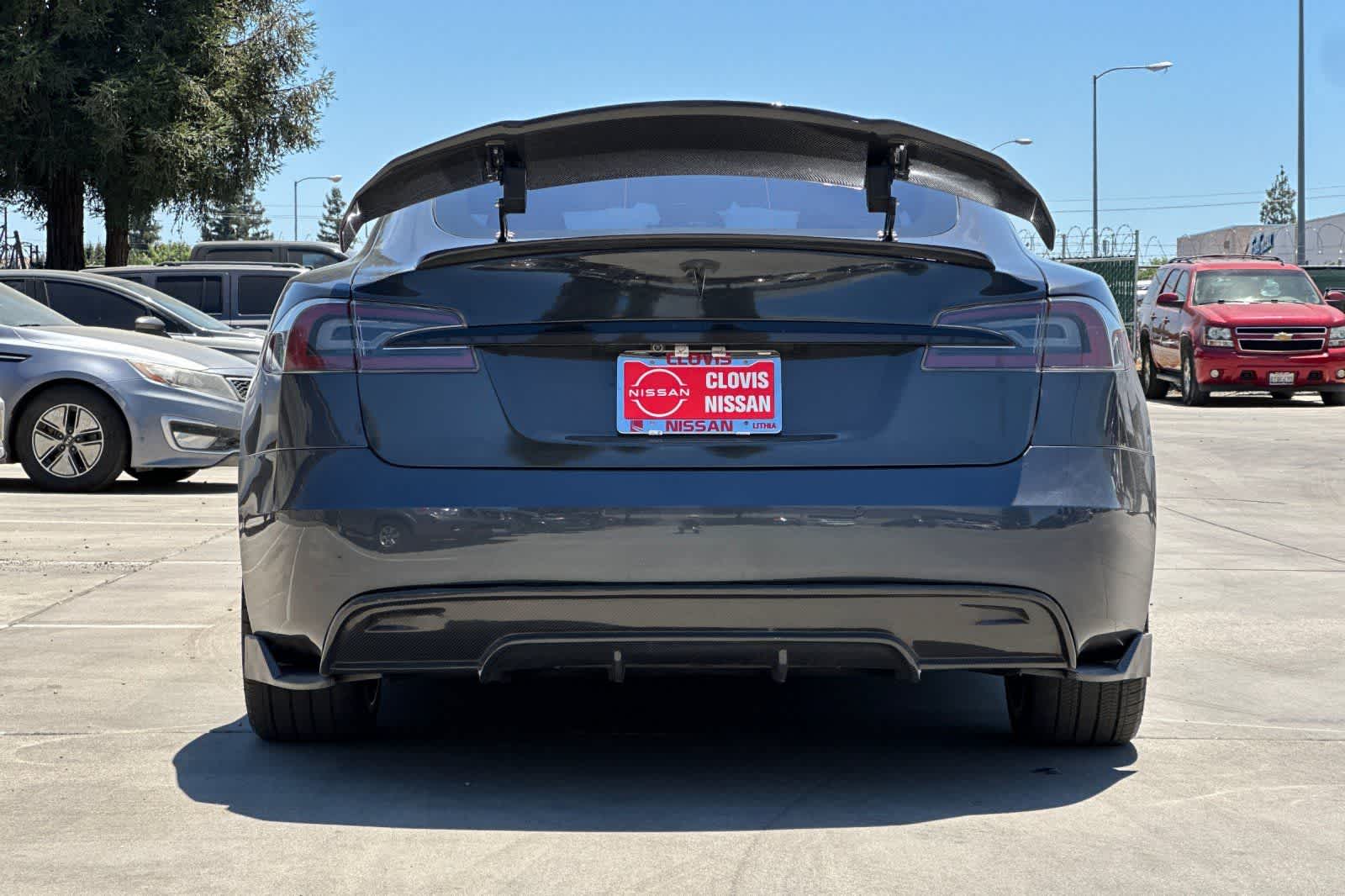 Thumbnail: 2016 Tesla Model S - 8