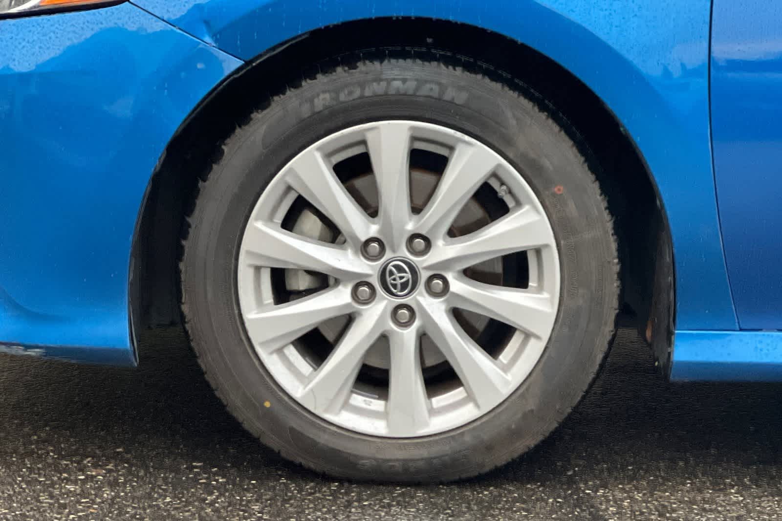 Thumbnail: 2019 Toyota Camry - 33