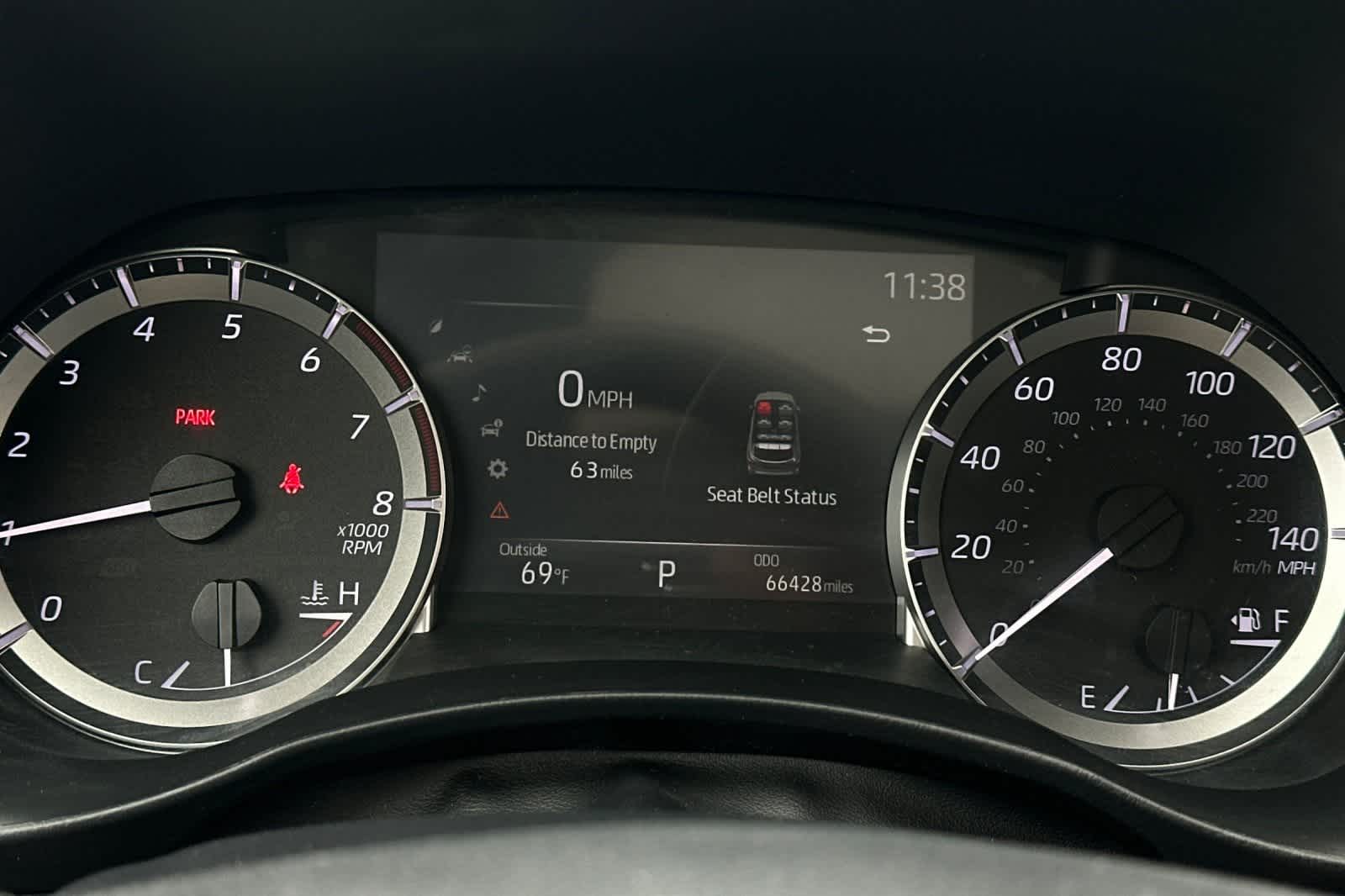 2023 Toyota Highlander XLE 26