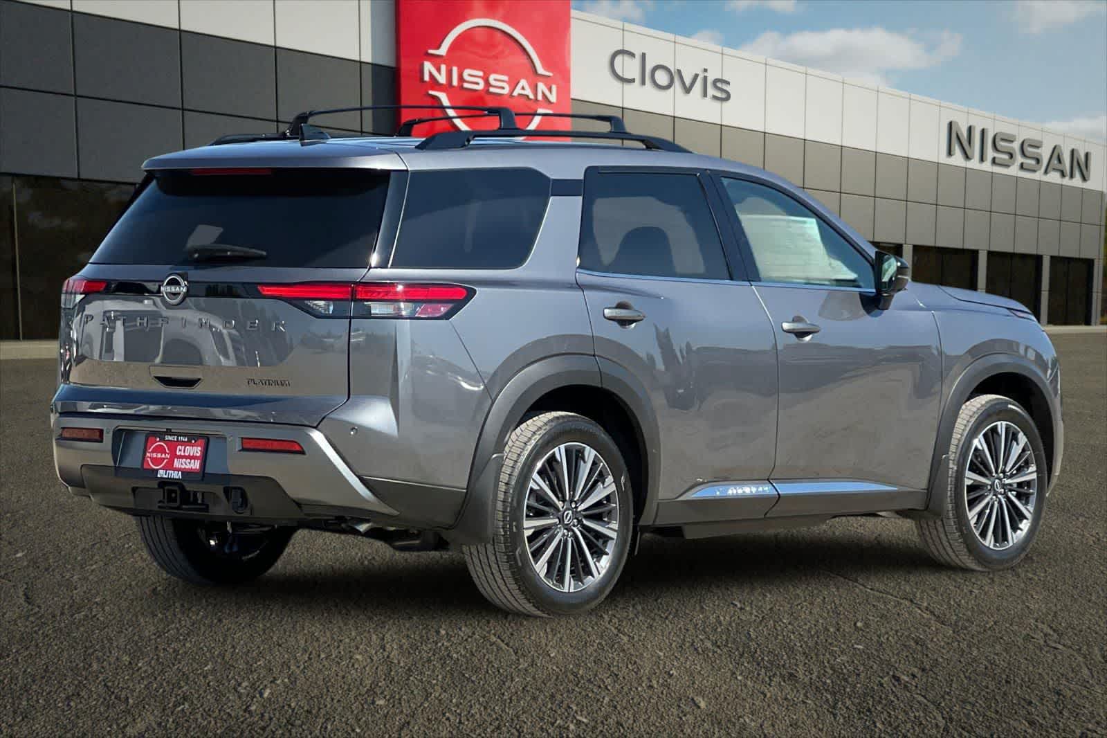 Thumbnail: 2026 Nissan Pathfinder - 3