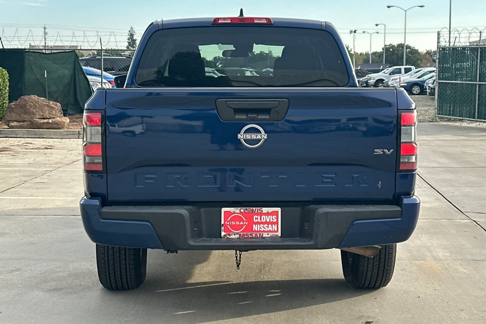 Thumbnail: 2022 Nissan Frontier - 8