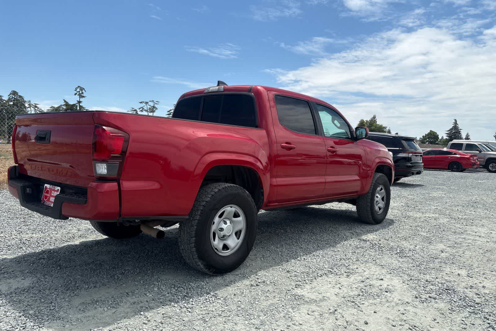 Thumbnail: 2020 Toyota Tacoma - 3