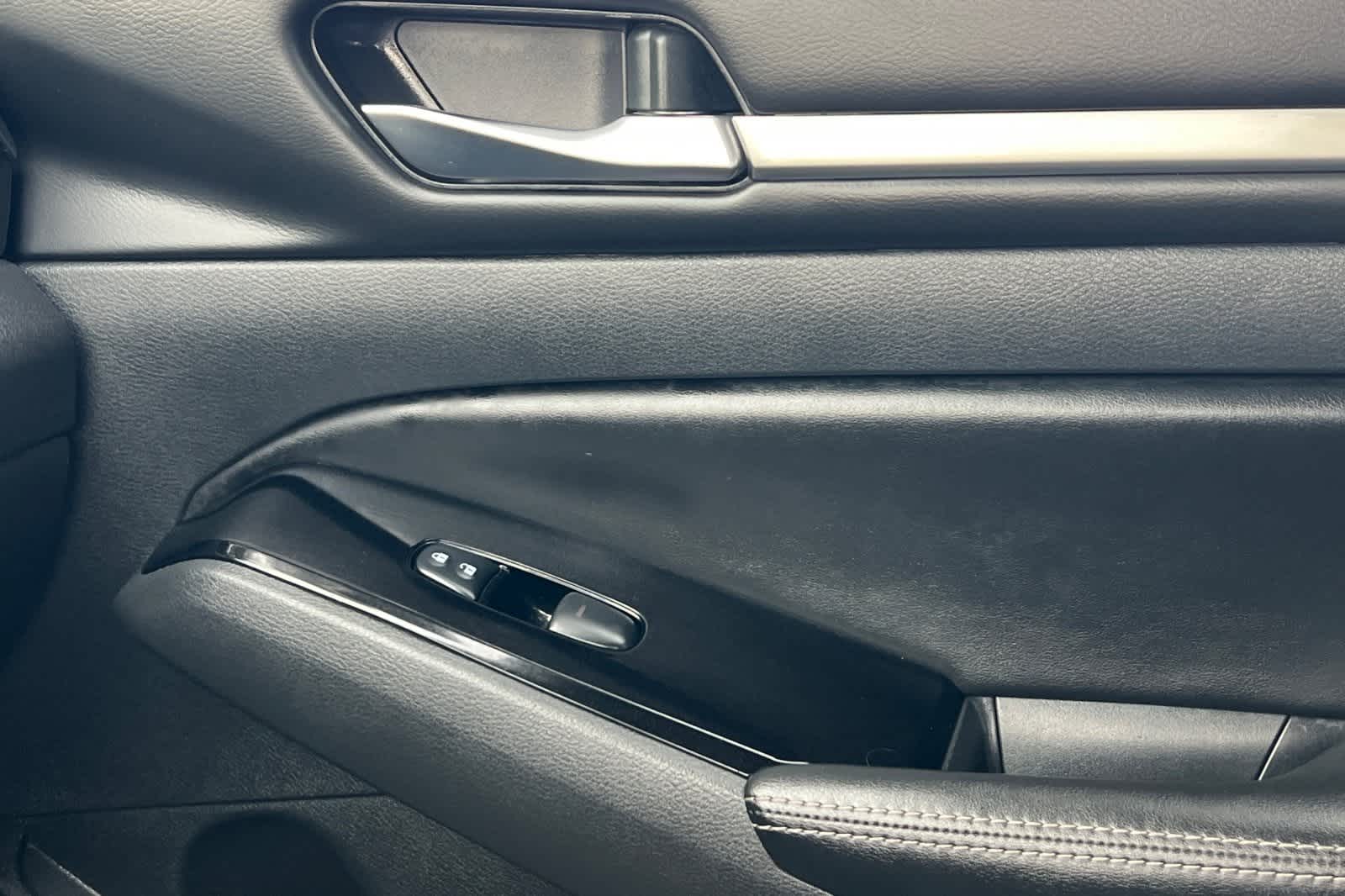 Thumbnail: 2023 Nissan Altima - 20