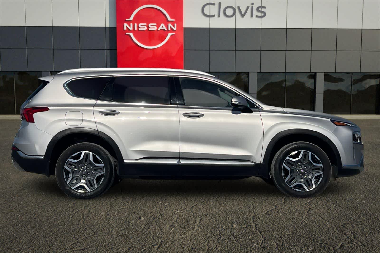 Thumbnail: 2022 Hyundai Santa Fe - 9