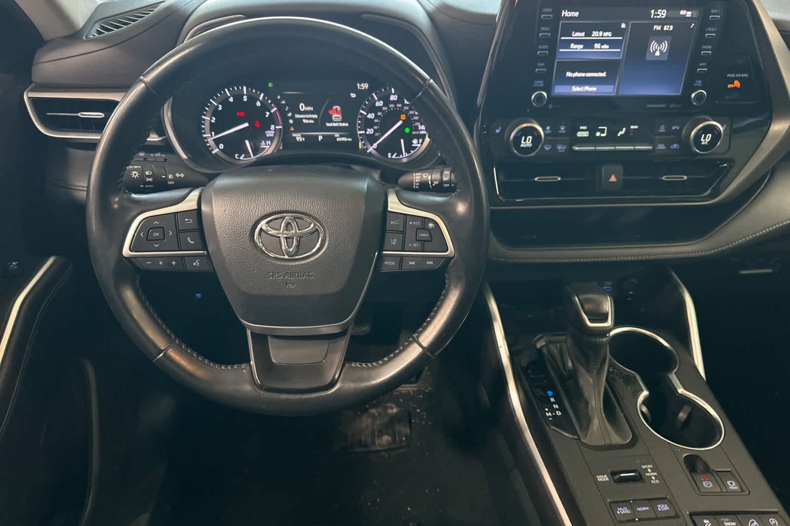 2022 Toyota Highlander XLE 17