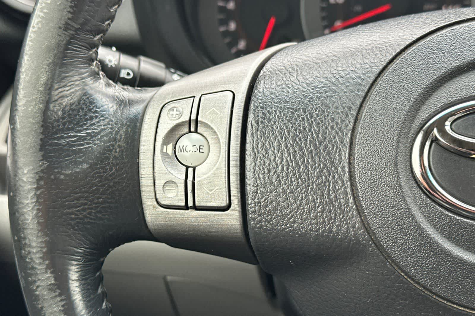 Thumbnail: 2008 Toyota RAV4 - 28