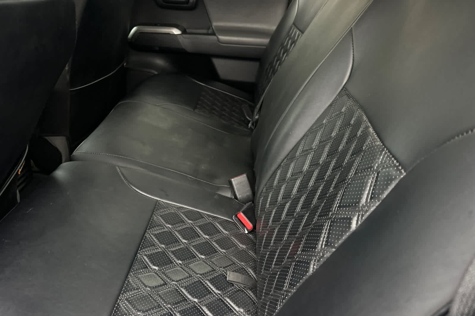 Thumbnail: 2019 Toyota Tacoma - 5