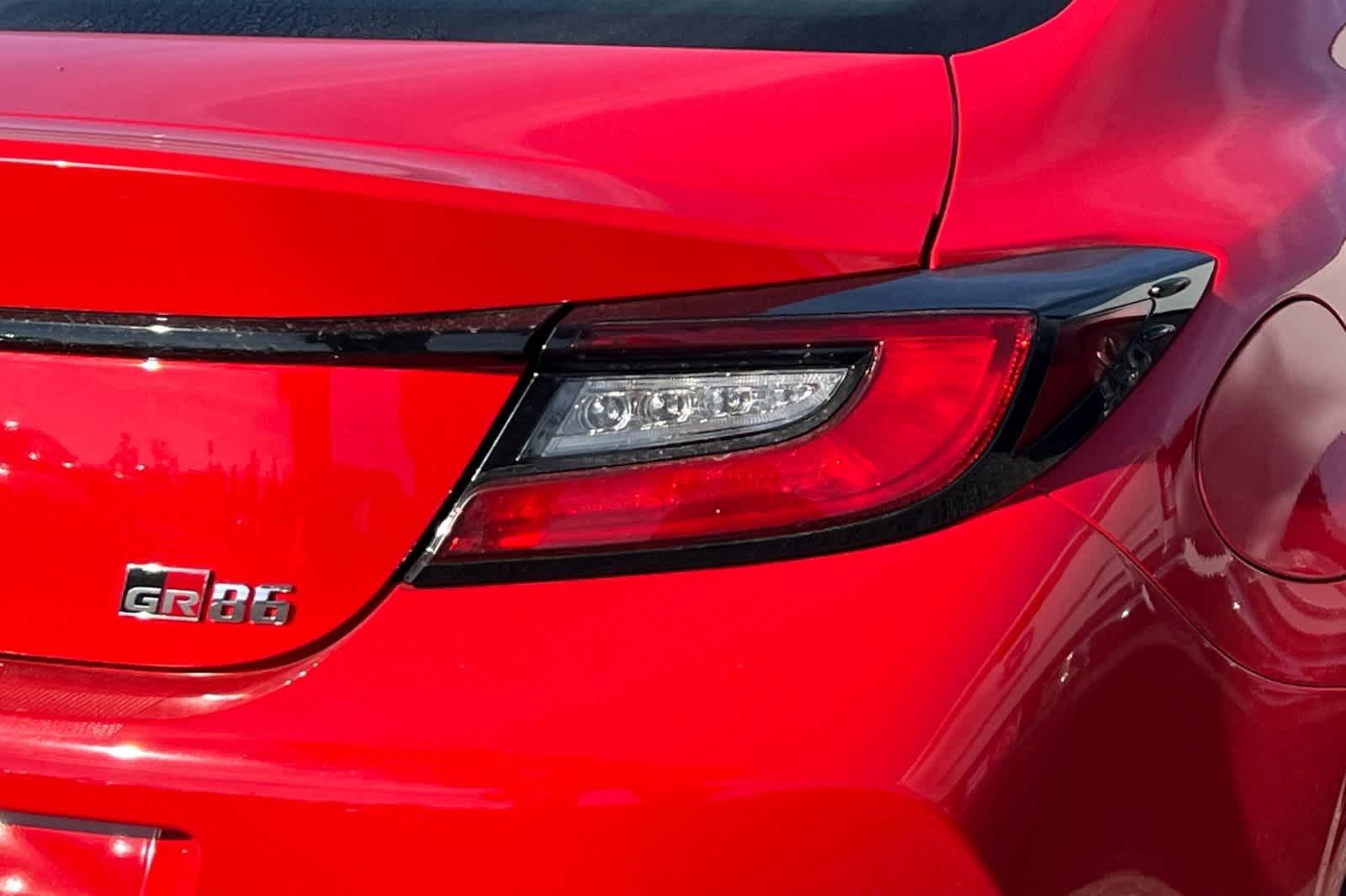 Thumbnail: 2025 Toyota GR86 - 15