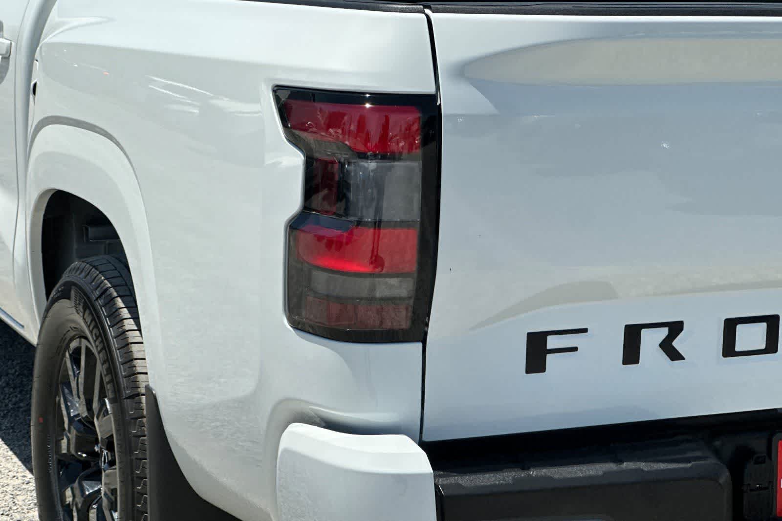 Thumbnail: 2026 Nissan Frontier - 30
