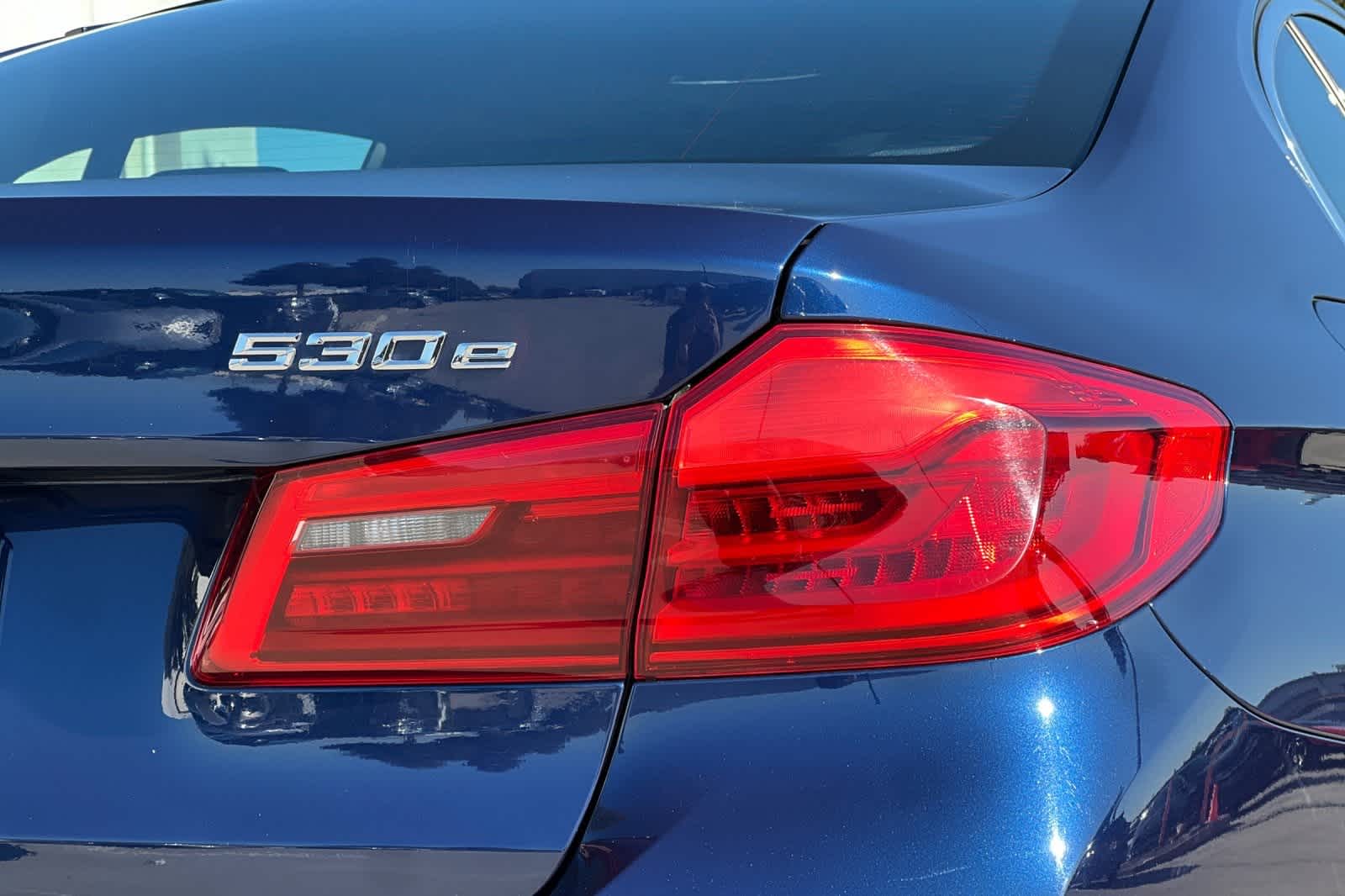 Thumbnail: 2020 BMW 5 Series - 35