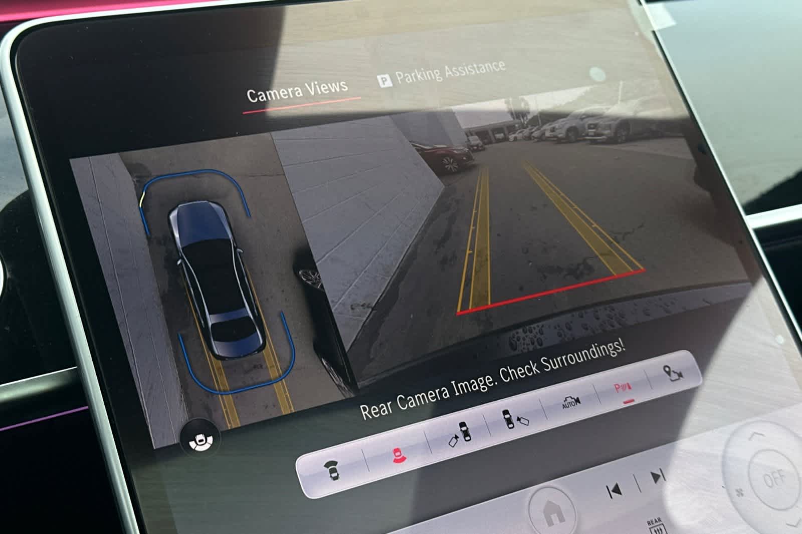 Thumbnail: 2023 Mercedes-Benz S-Class - 24