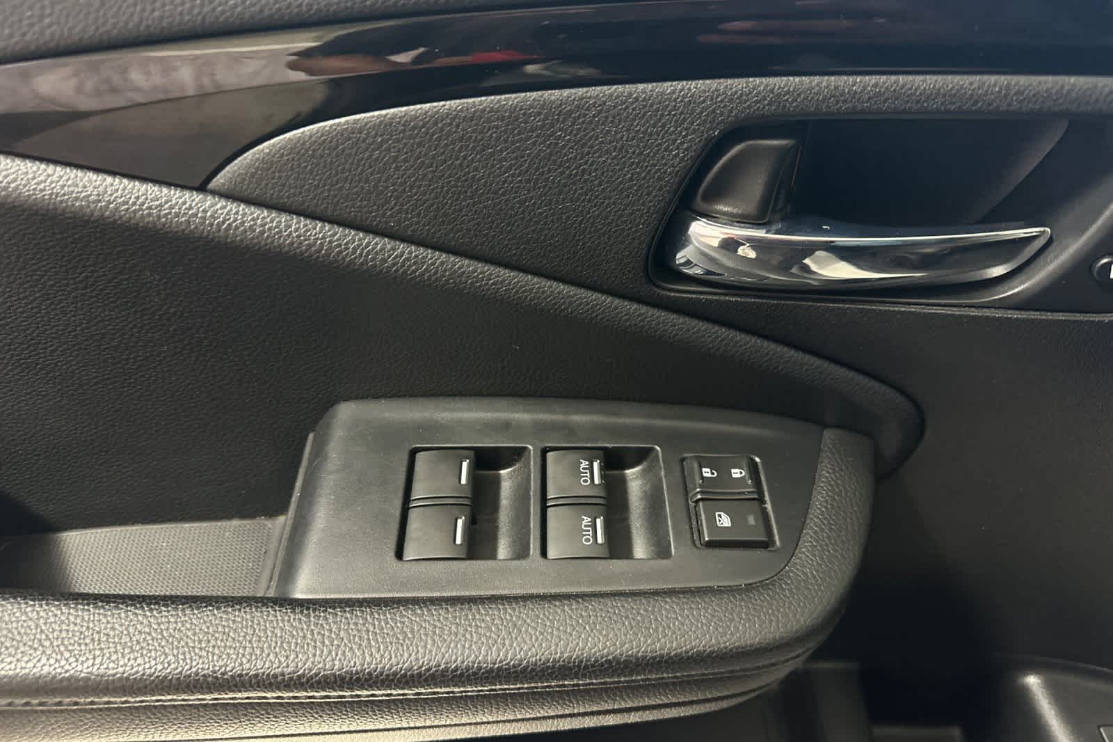 Thumbnail: 2022 Honda Pilot - 13