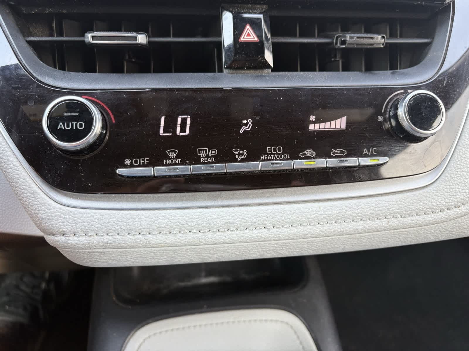 Thumbnail: 2019 Toyota Corolla - 17