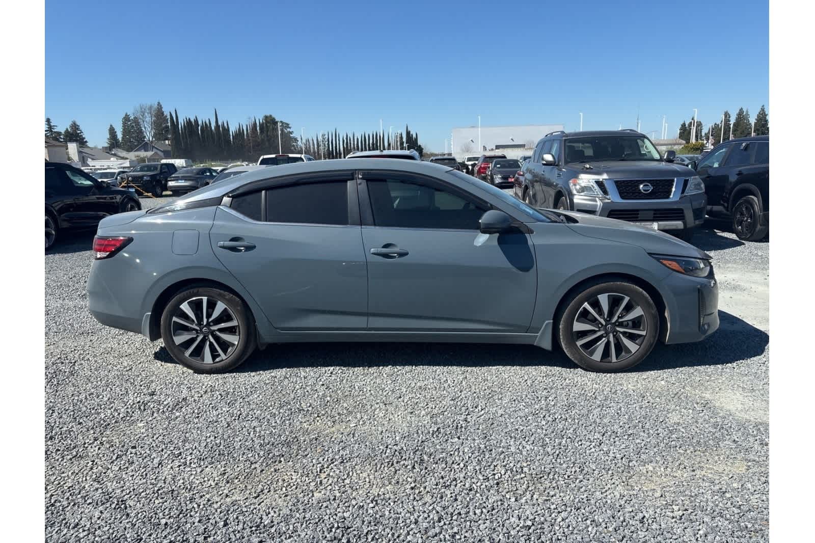 Thumbnail: 2025 Nissan Sentra - 9