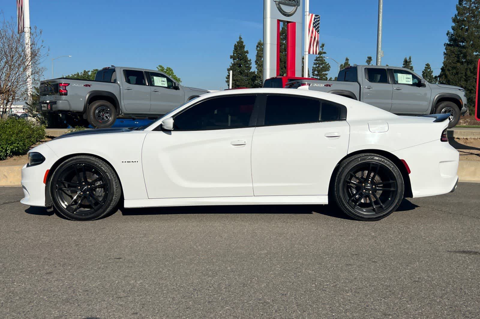 Thumbnail: 2022 Dodge Charger - 6