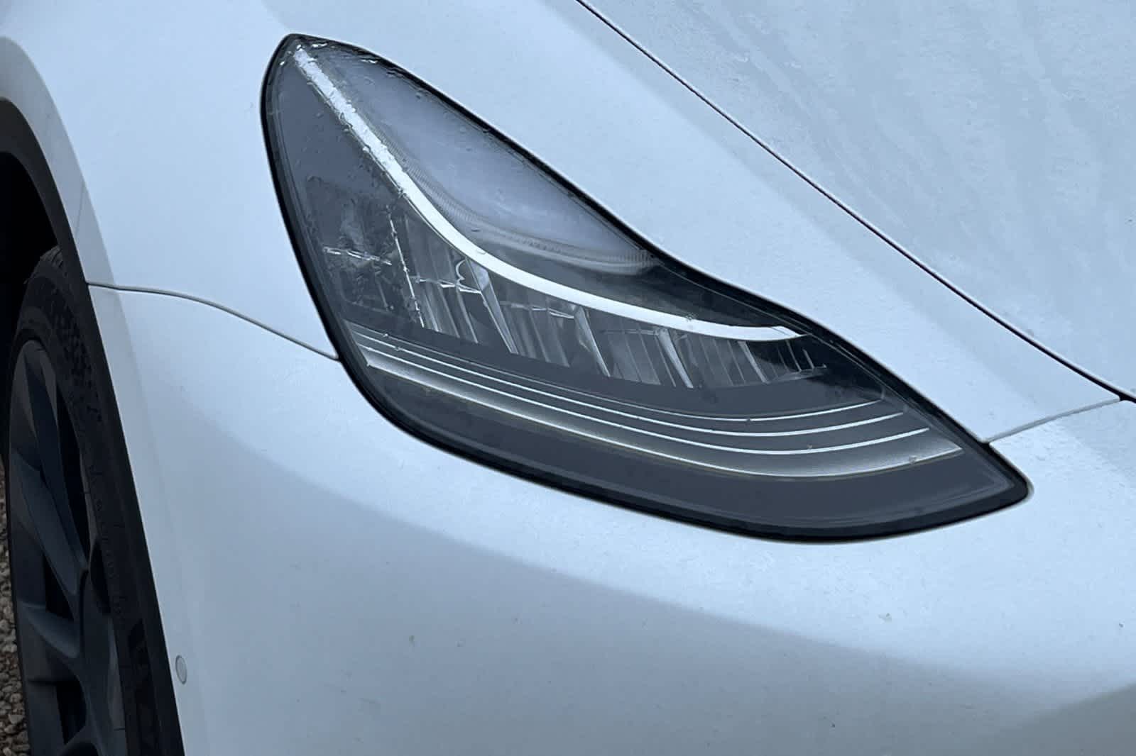 Thumbnail: 2022 Tesla Model Y - 29