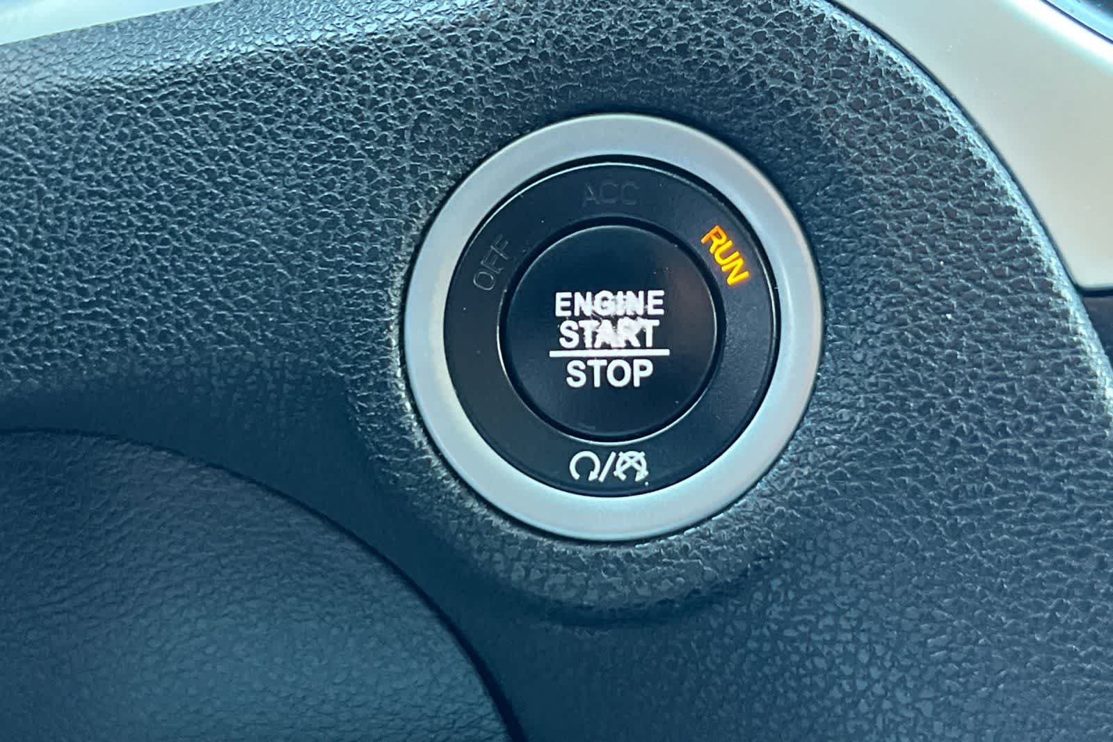 Thumbnail: 2019 Chrysler 300 - 27