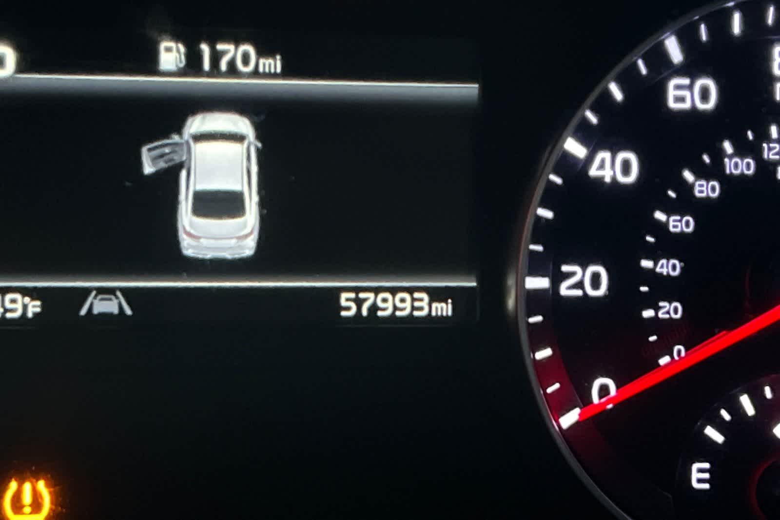 Thumbnail: 2023 Kia Forte - 24