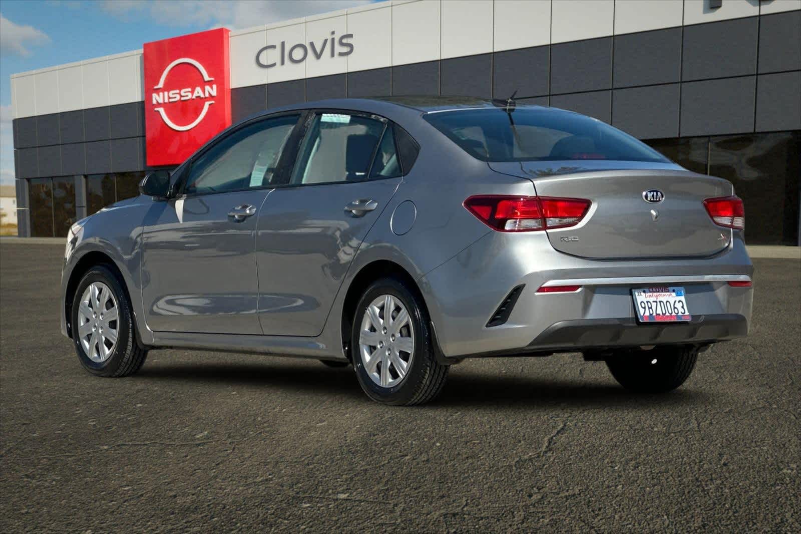 Thumbnail: 2021 Kia Rio - 7