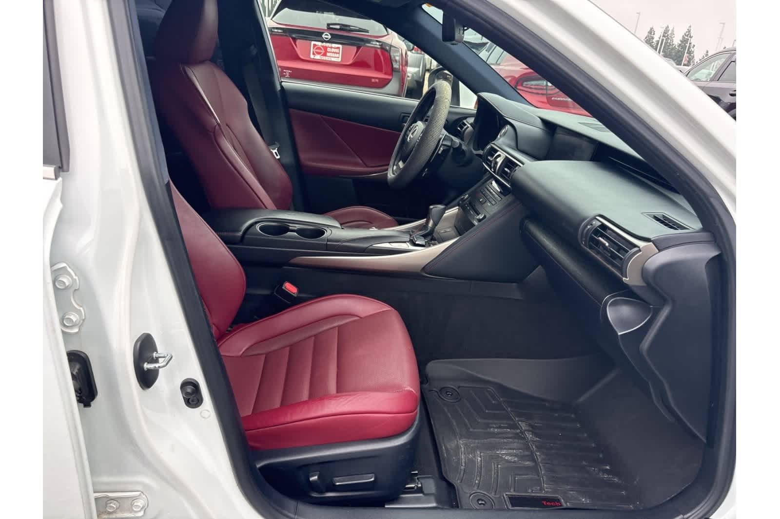 Thumbnail: 2019 Lexus IS - 14