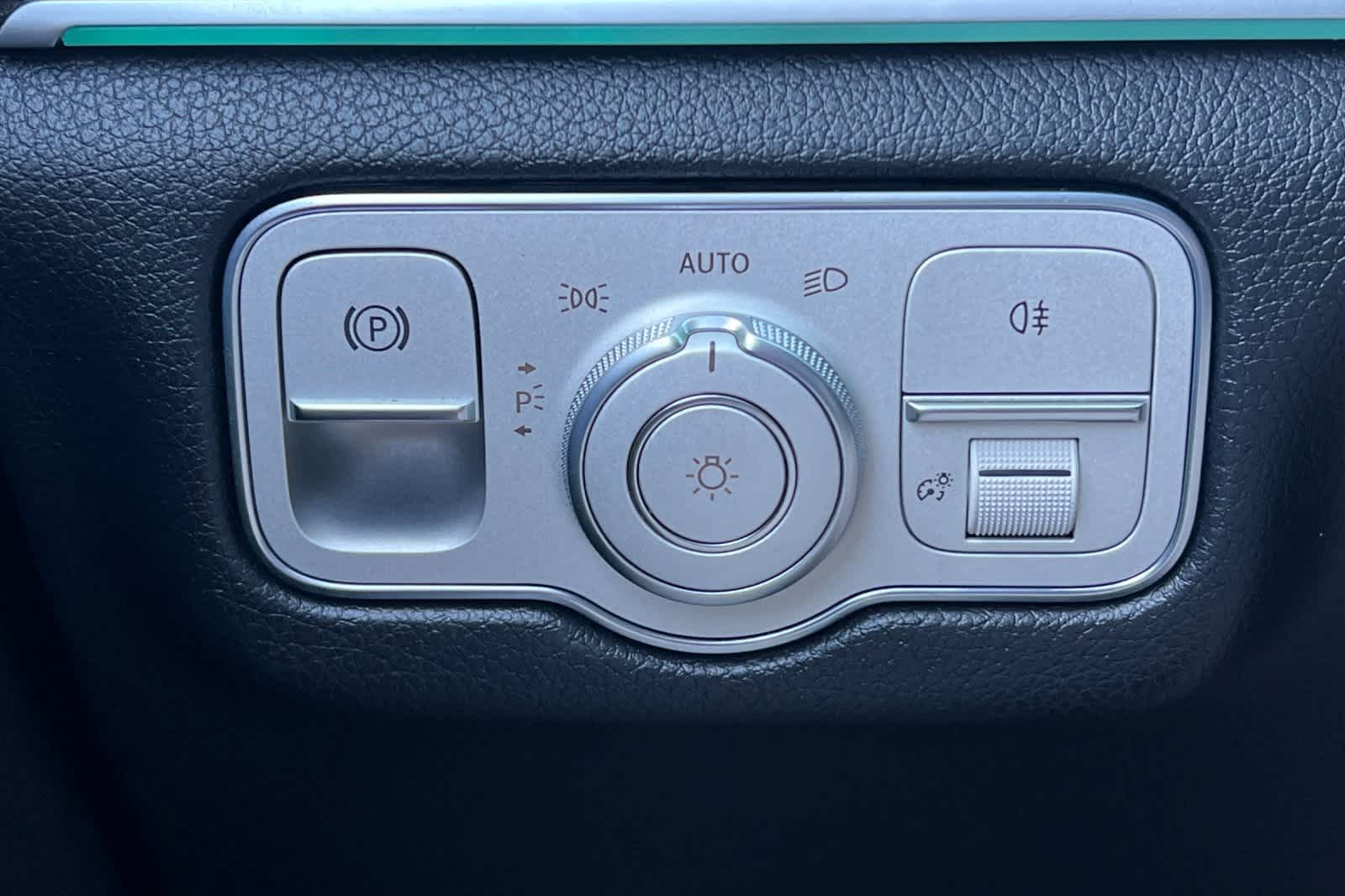 Thumbnail: 2020 Mercedes-Benz GLE - 35