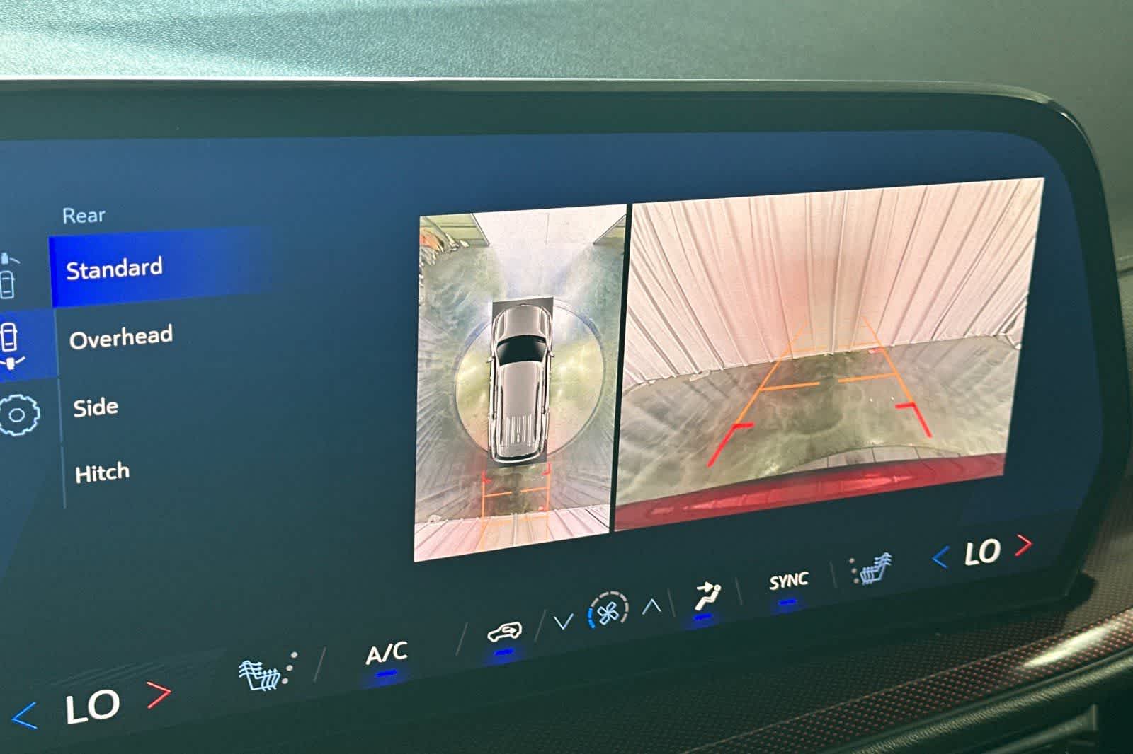 Thumbnail: 2025 Chevrolet Traverse - 24