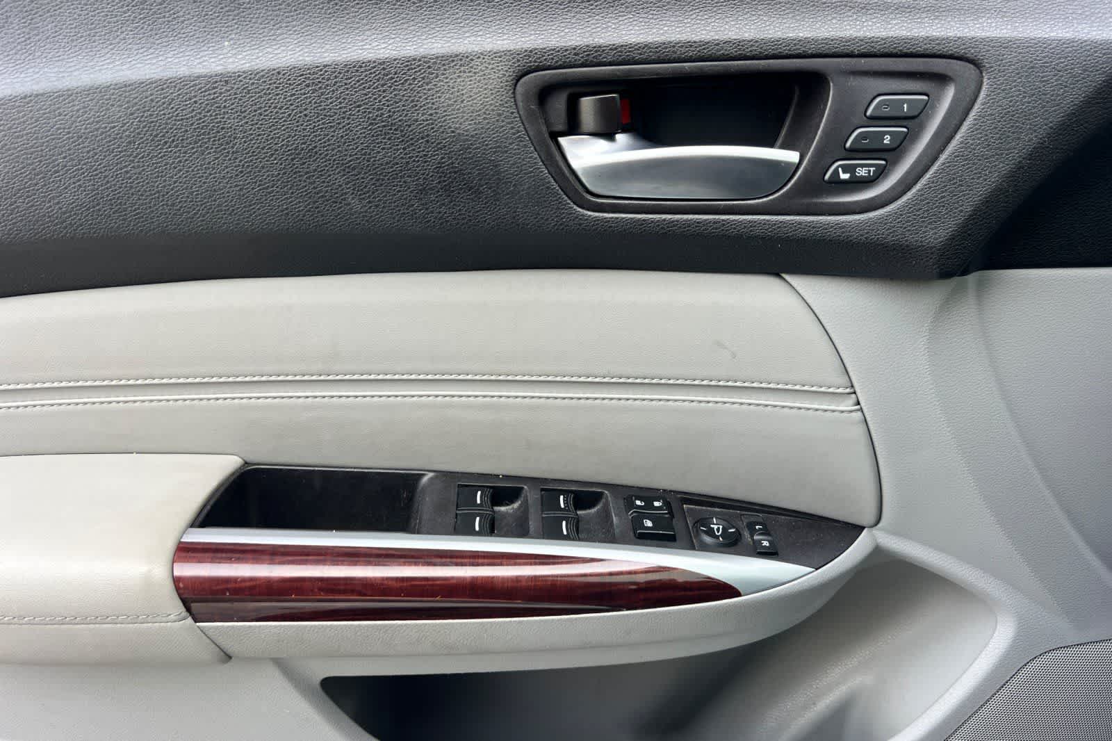 Thumbnail: 2015 Acura TLX - 13