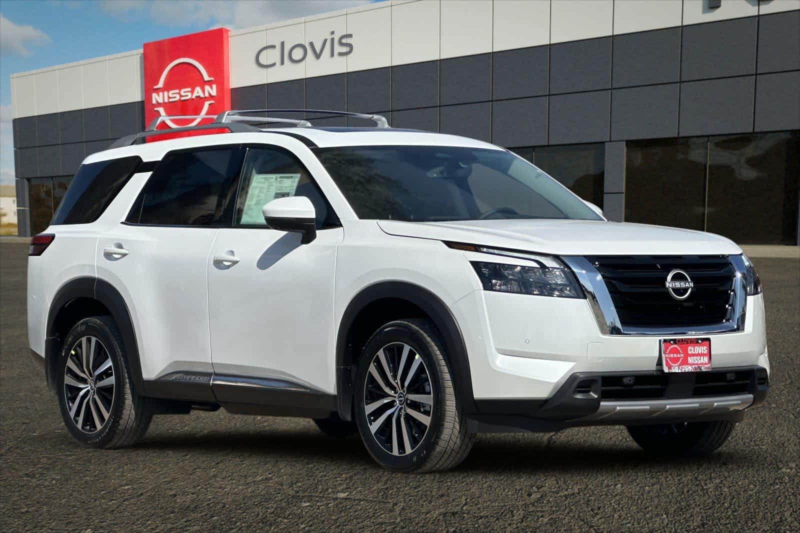 Thumbnail: 2025 Nissan Pathfinder - 10