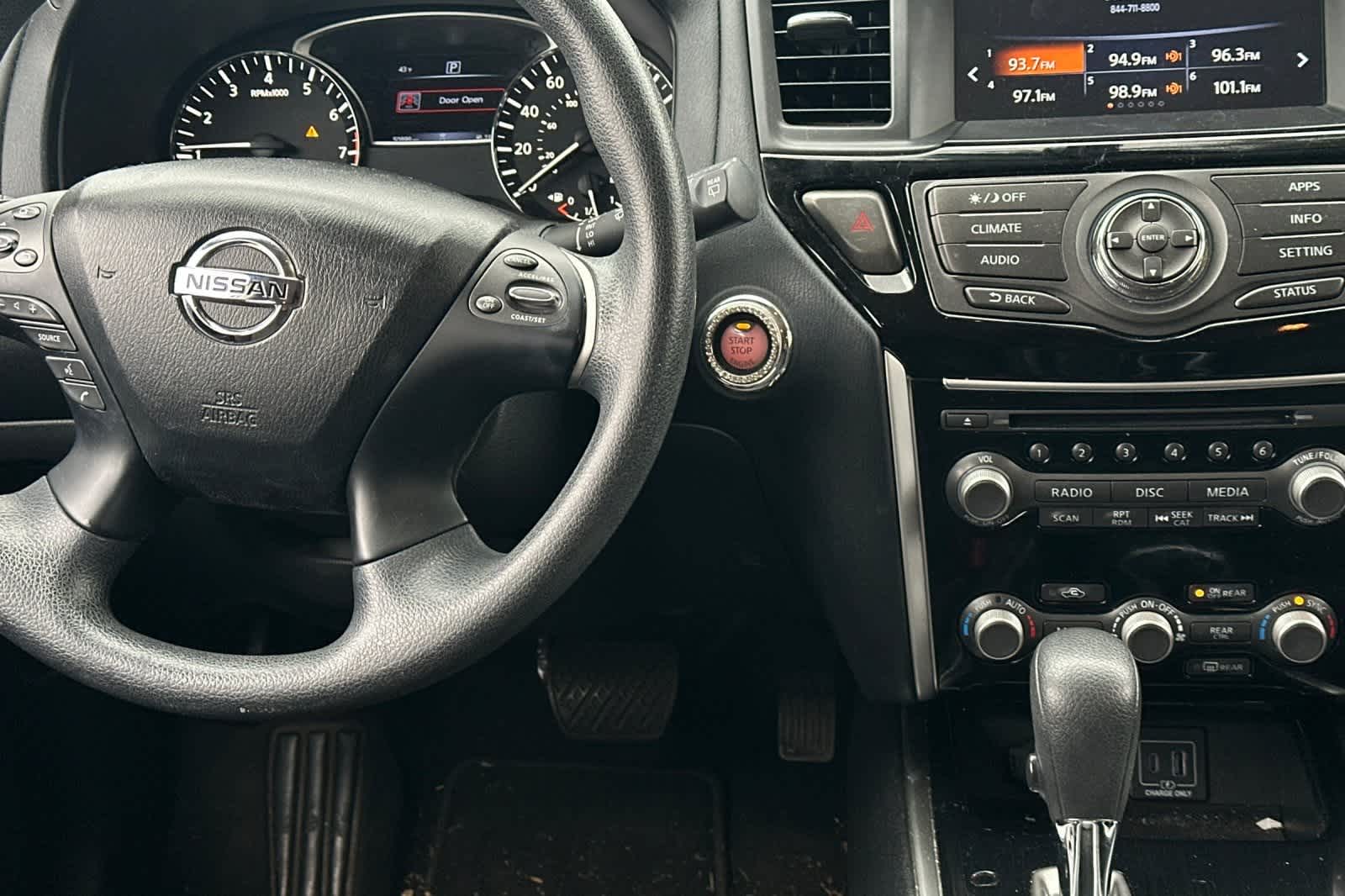 Thumbnail: 2020 Nissan Pathfinder - 14