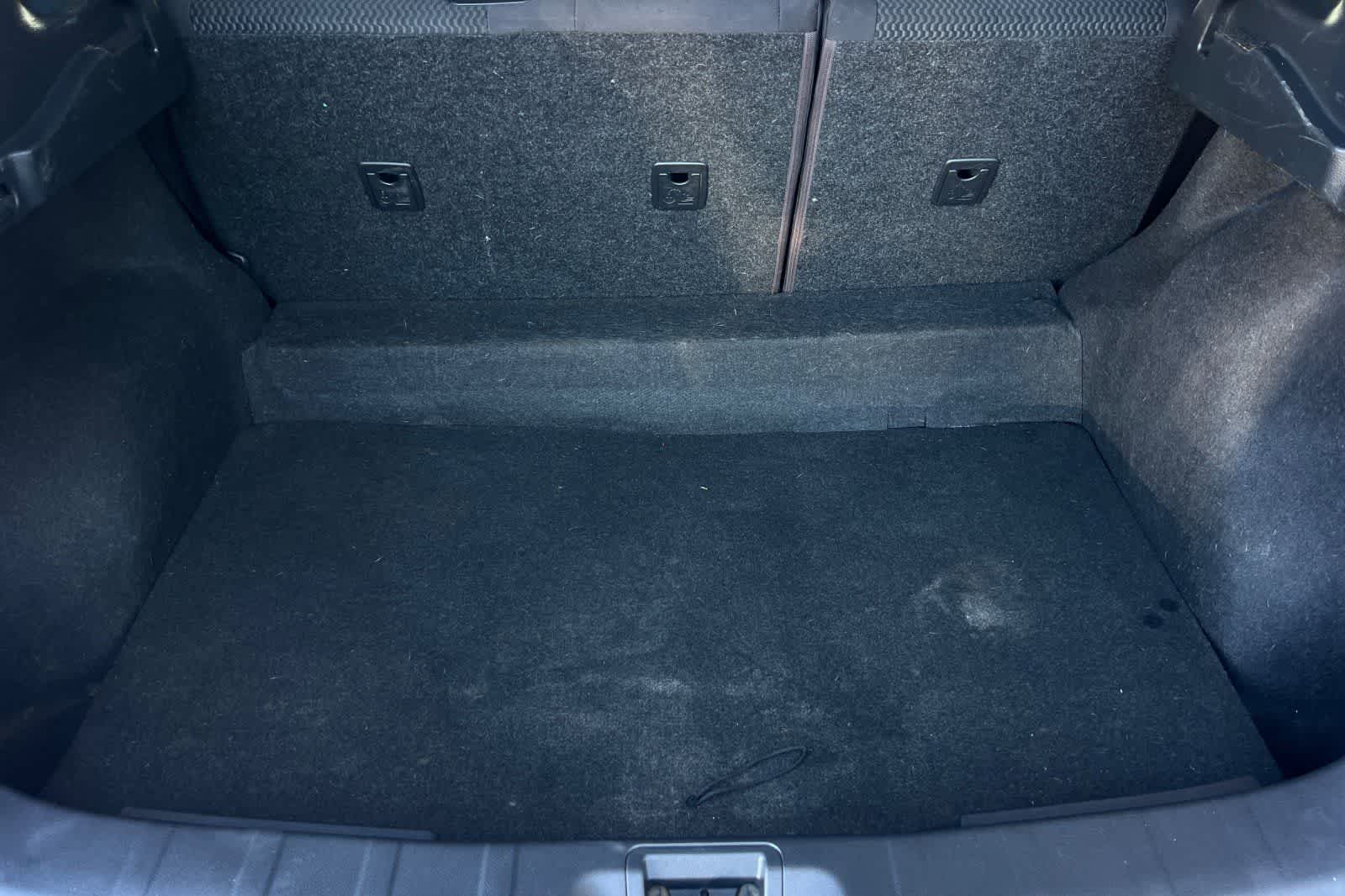 Thumbnail: 2018 Nissan Rogue Sport - 18