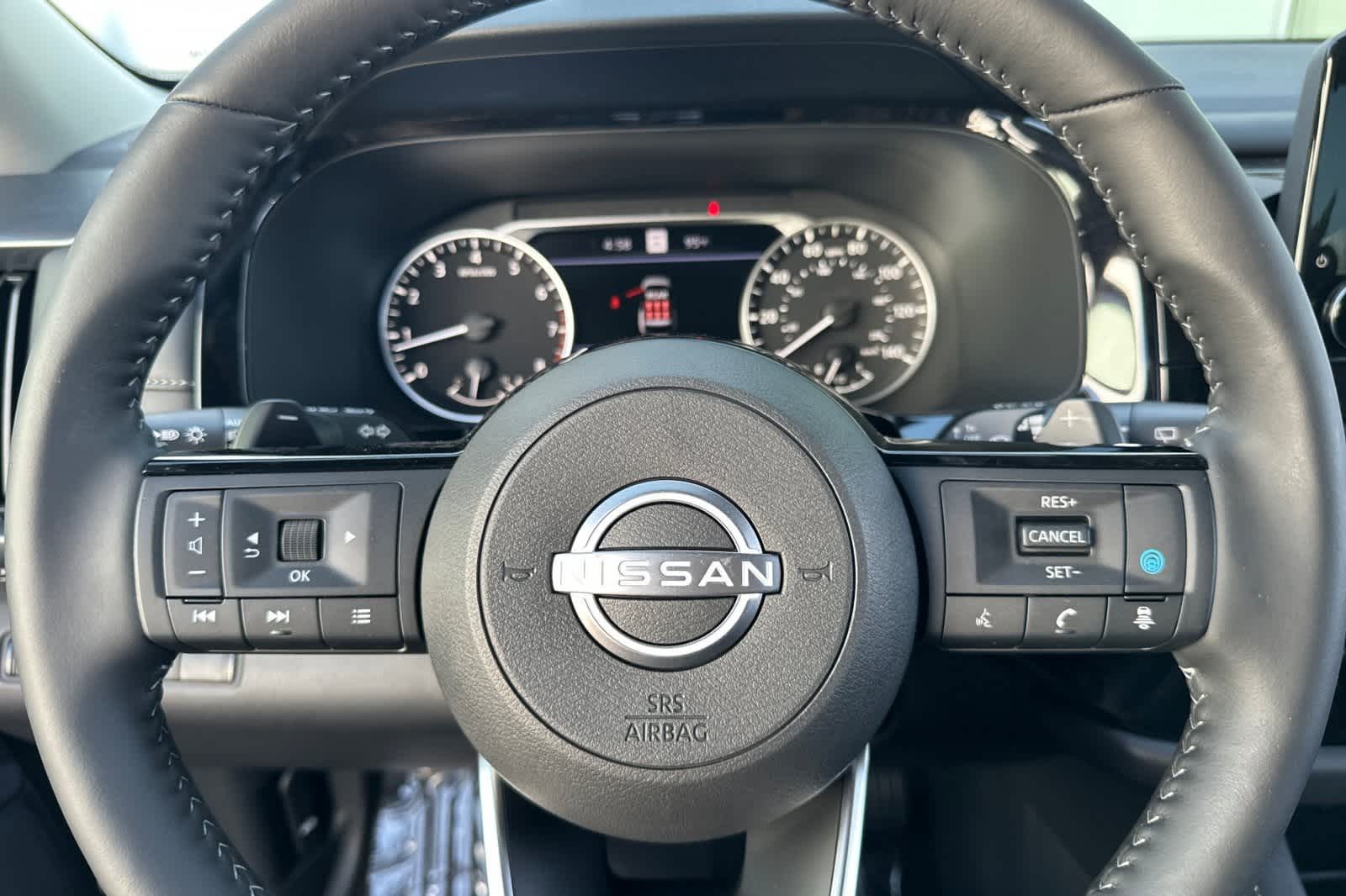 Thumbnail: 2025 Nissan Pathfinder - 25