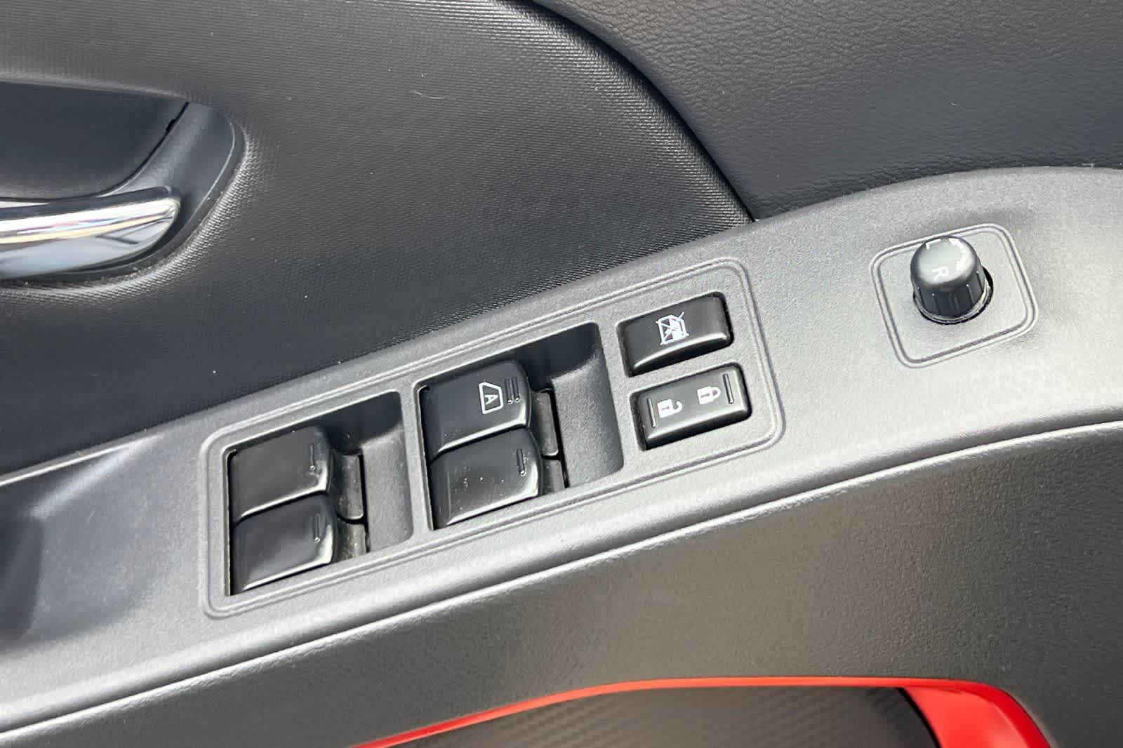 Thumbnail: 2023 Nissan Frontier - 14