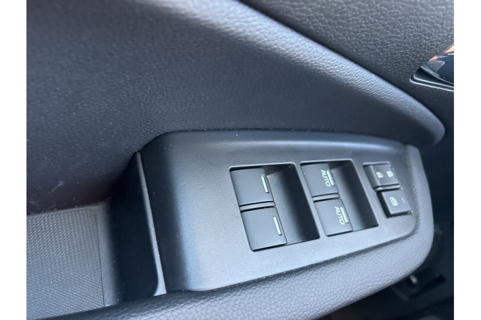 Thumbnail: 2025 Honda Ridgeline - 13