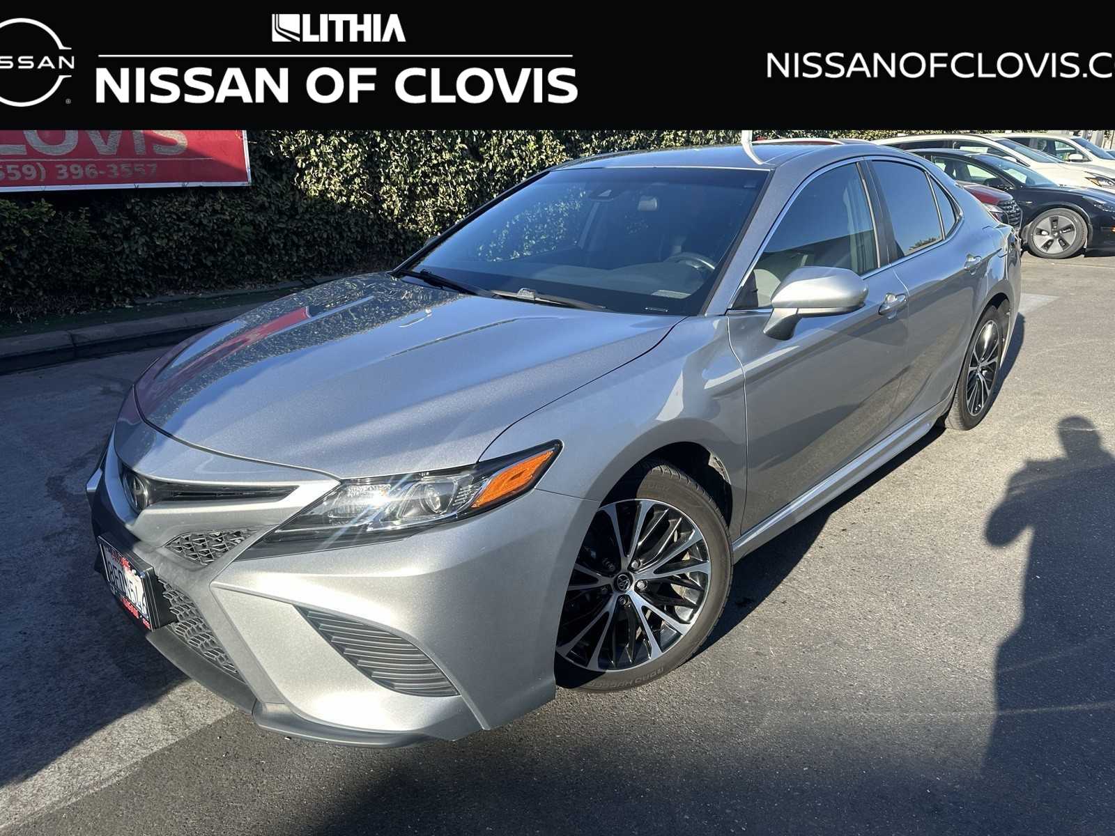 2019 Toyota Camry SE -
                Clovis, CA